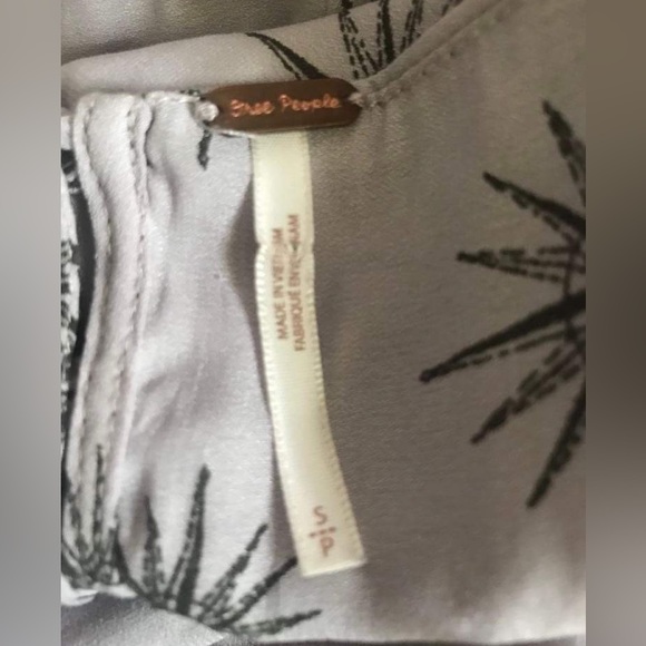 Free People Small Top - Picture 5 of 6